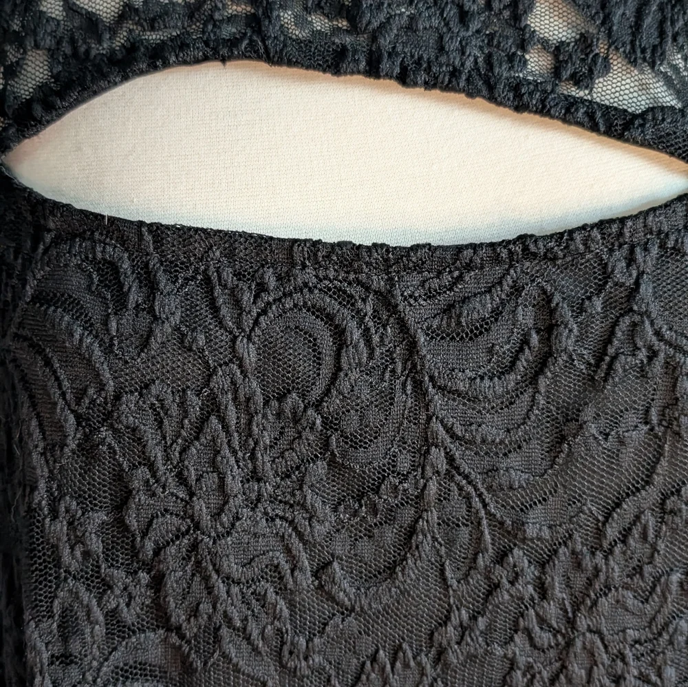 Torrid Top - Picture 3 of 11